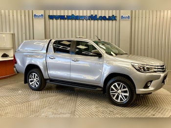 Used Toyota Hilux 2020 for sale - 76092630: Photo 2