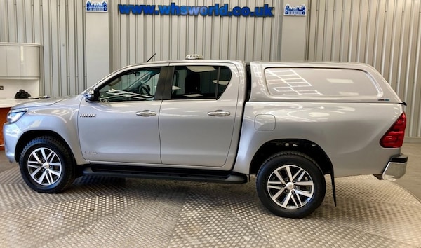 Used Toyota Hilux 2020 for sale - 76092630: Photo 9