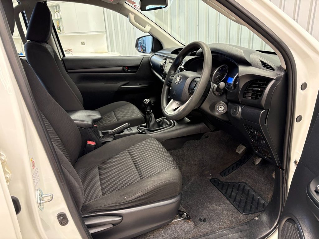 Used Toyota Hilux 2019 for sale - 78200748: Photo 8