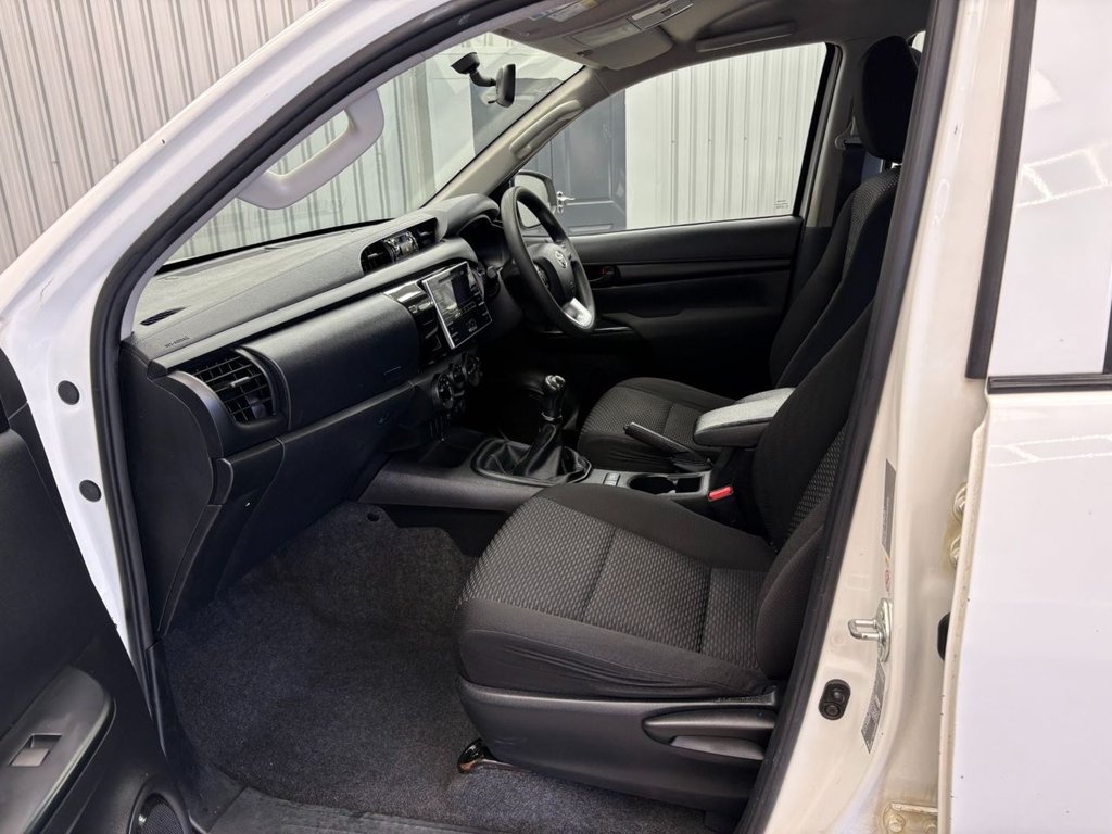 Used Toyota Hilux 2019 for sale - 78200748: Photo 9