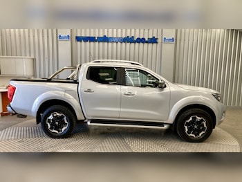 Used Nissan Navara 2020 for sale - 75347453: Photo