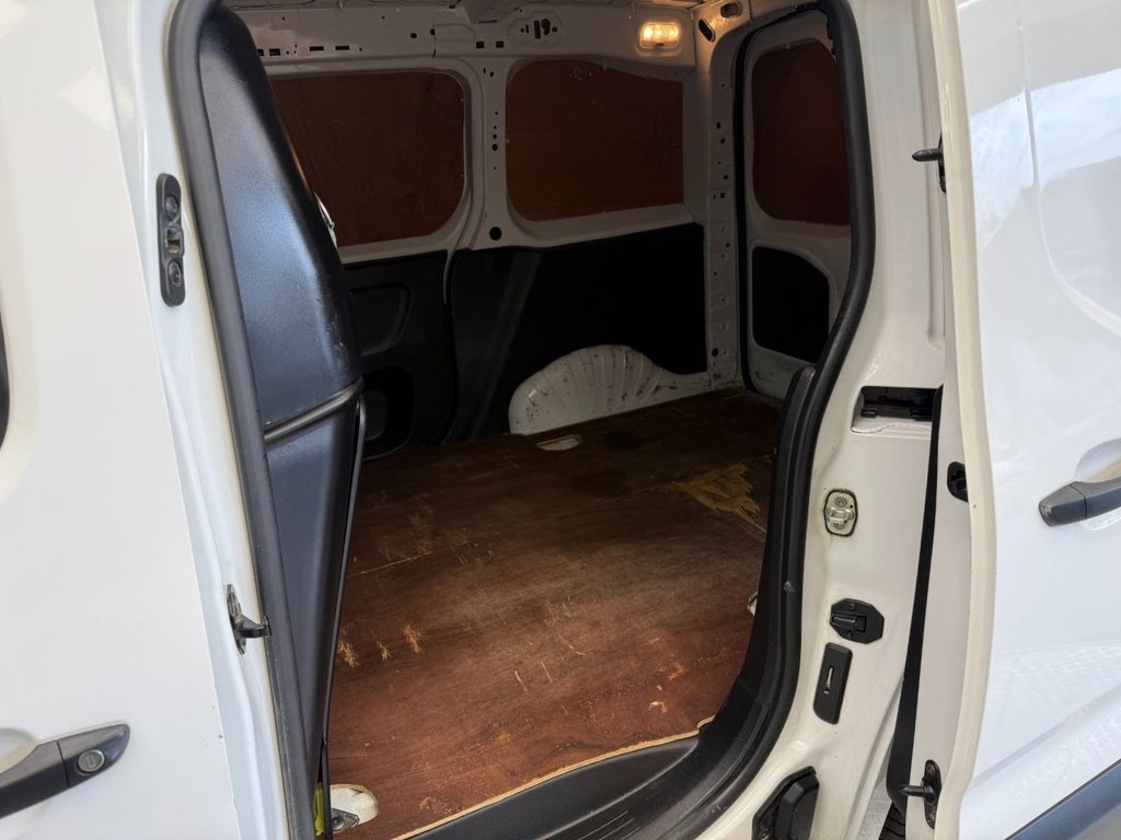 Used Peugeot Partner 2019 for sale - 76386435: Photo 9