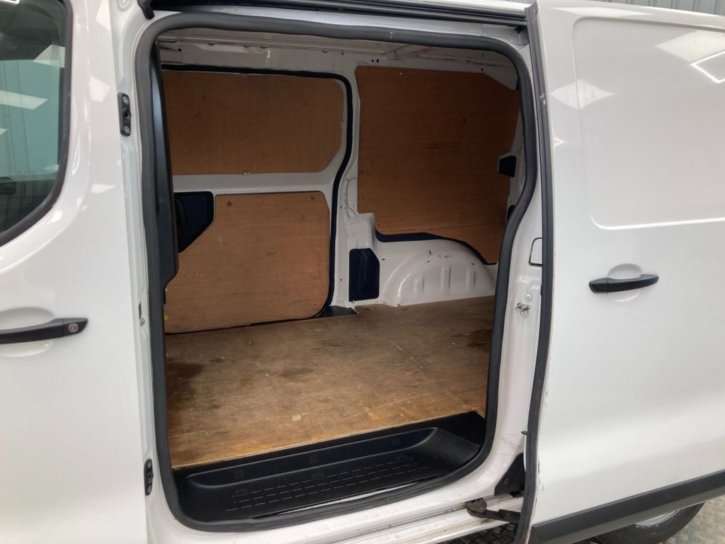 Used Vauxhall Vivaro 2020 for sale - 76039263: Photo 18