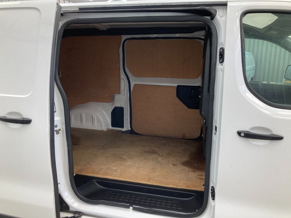 Used Vauxhall Vivaro 2020 for sale - 76039263: Photo 20