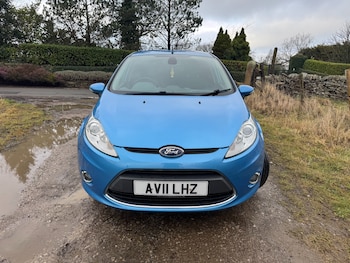 Used Ford Fiesta 2011 for sale - 76950782: Photo