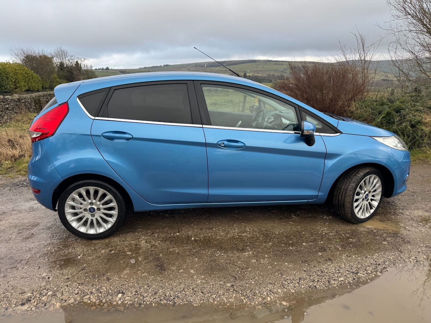 Used Ford Fiesta 2011 for sale - 76950782: Photo 7