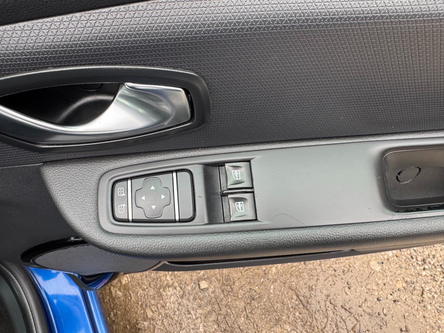 Used Renault Clio 2018 for sale - 77485322: Photo 19