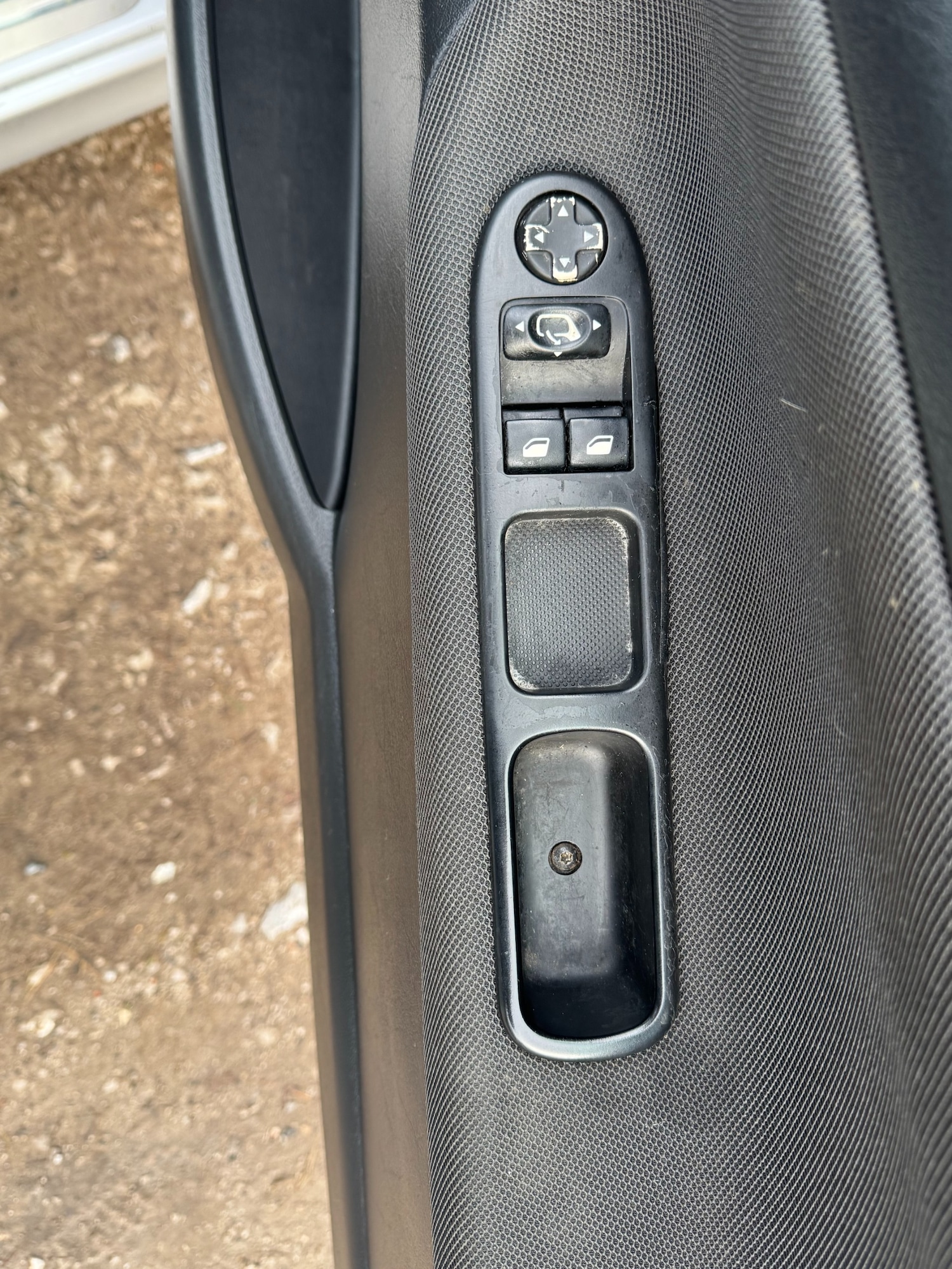 Used Peugeot 207 2007 for sale - 77546084: Photo 17