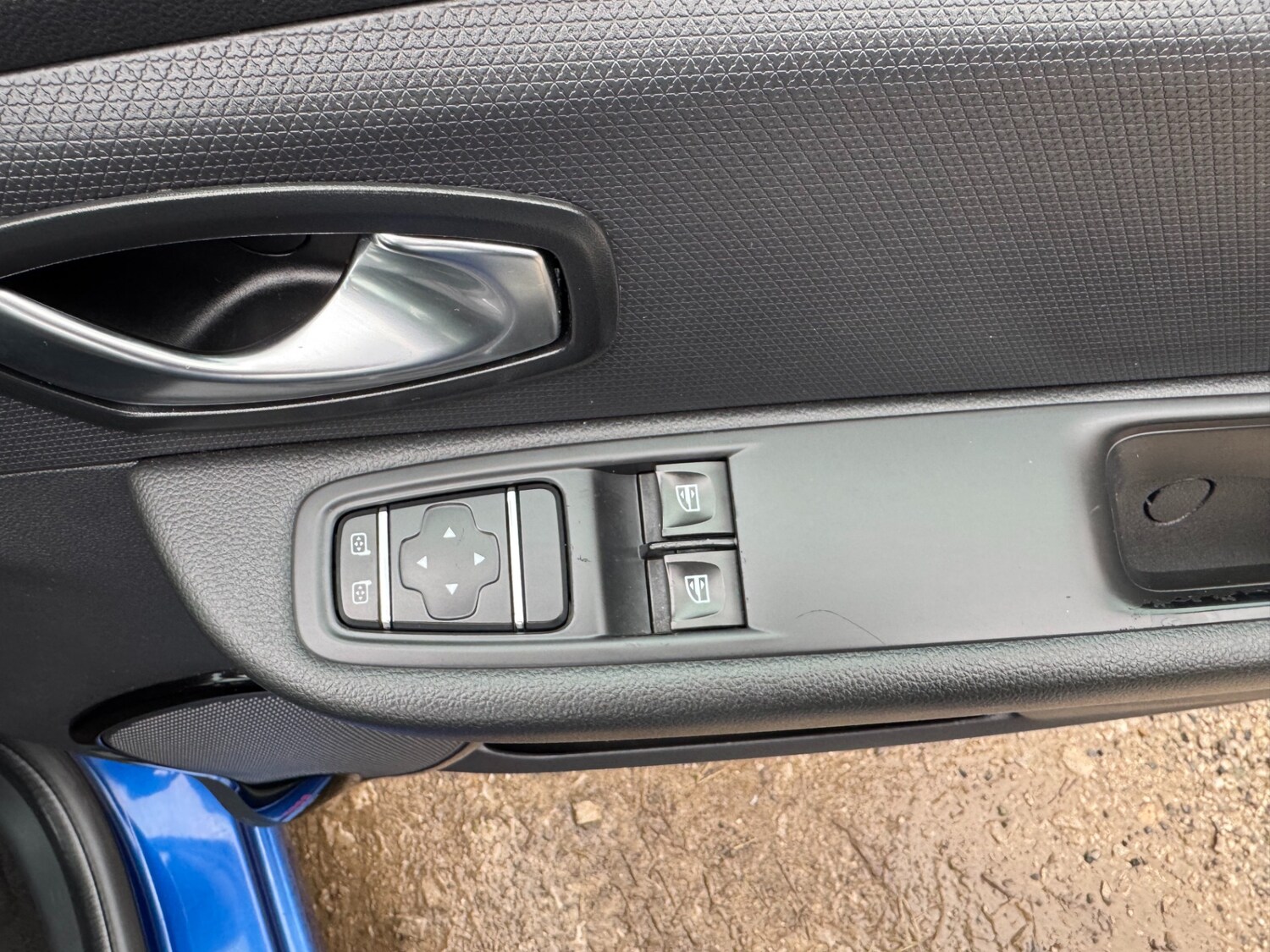 Used Renault Clio 2018 for sale - 78097700: Photo 19