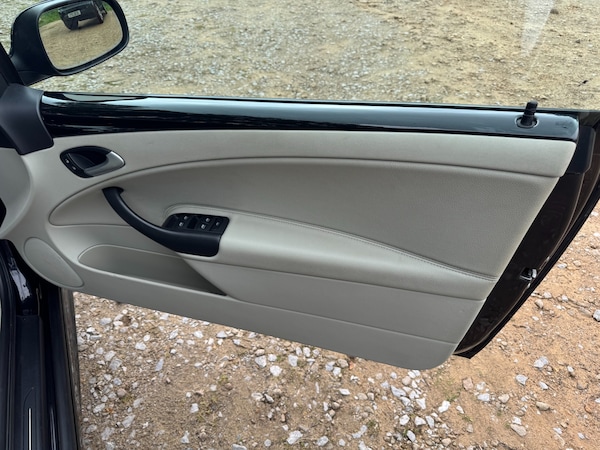 Used Saab 9-3 2010 for sale - 75105886: Photo 14