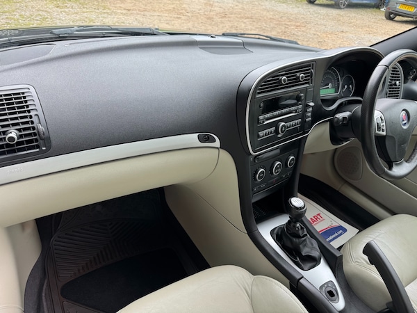 Used Saab 9-3 2010 for sale - 75105886: Photo 18