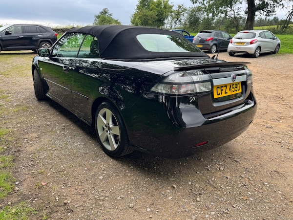 Used Saab 9-3 2010 for sale - 75105886: Photo 4