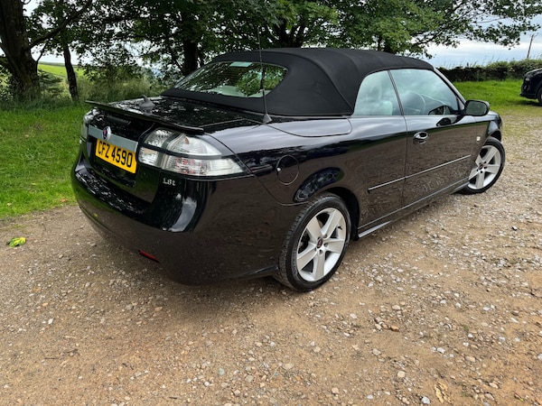Used Saab 9-3 2010 for sale - 75105886: Photo 5