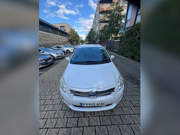 Used Toyota Auris 2010 for sale - 76037479: Photo