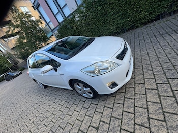 Used Toyota Auris 2010 for sale - 76037479: Photo