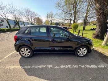 Used Volkswagen Polo 2010 for sale - 74268045: Photo
