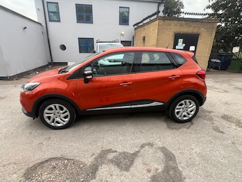Used Renault Captur 2016 for sale - 75996786: Photo