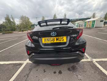 Used Toyota C-HR 2023 for sale - 74381539: Photo
