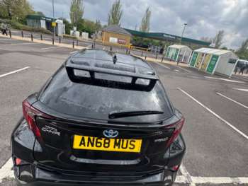 Used Toyota C-HR 2023 for sale - 74381539: Photo