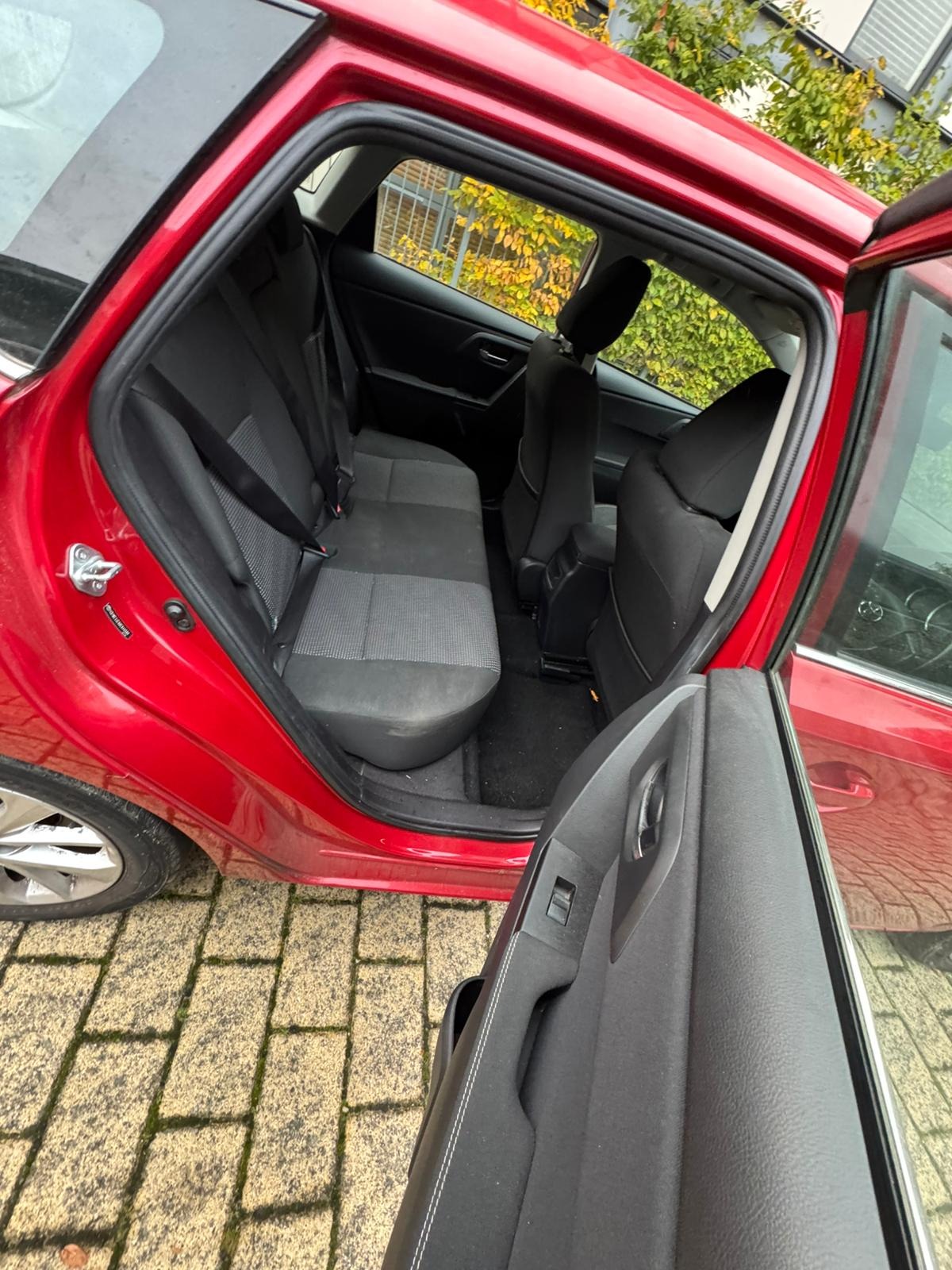 Used Toyota Auris 2013 for sale - 76343844: Photo 17