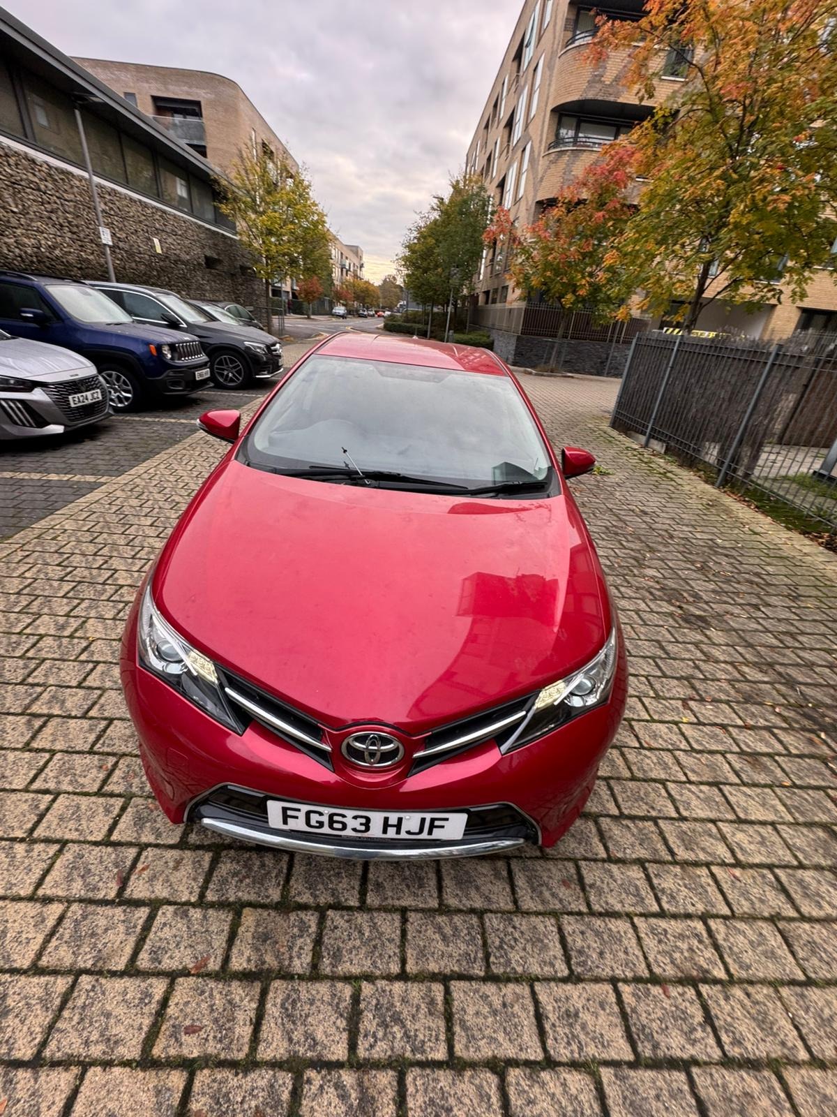 Used Toyota Auris 2013 for sale - 76343844: Photo 2