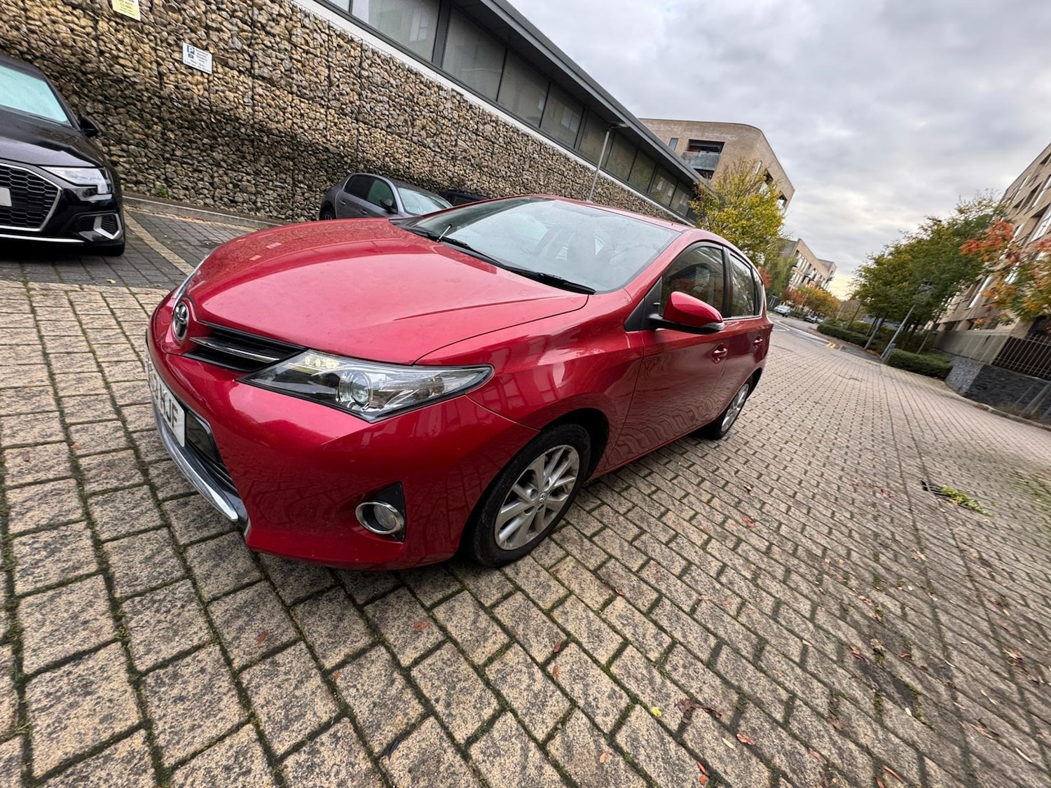 Used Toyota Auris 2013 for sale - 76343844: Photo 4