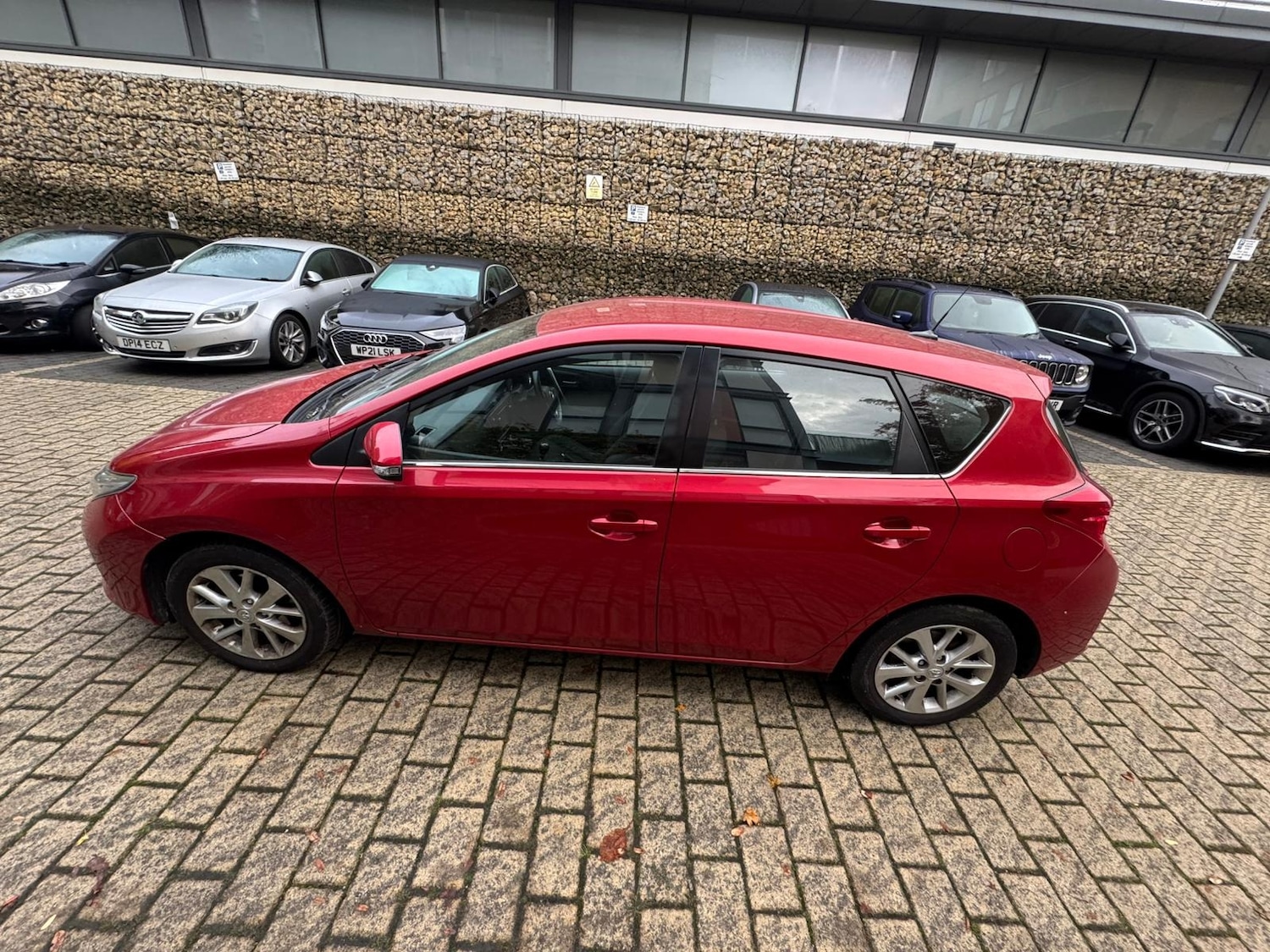 Used Toyota Auris 2013 for sale - 76343844: Photo 7