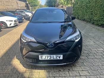 Used Toyota C-HR 2023 for sale - 75613780: Photo