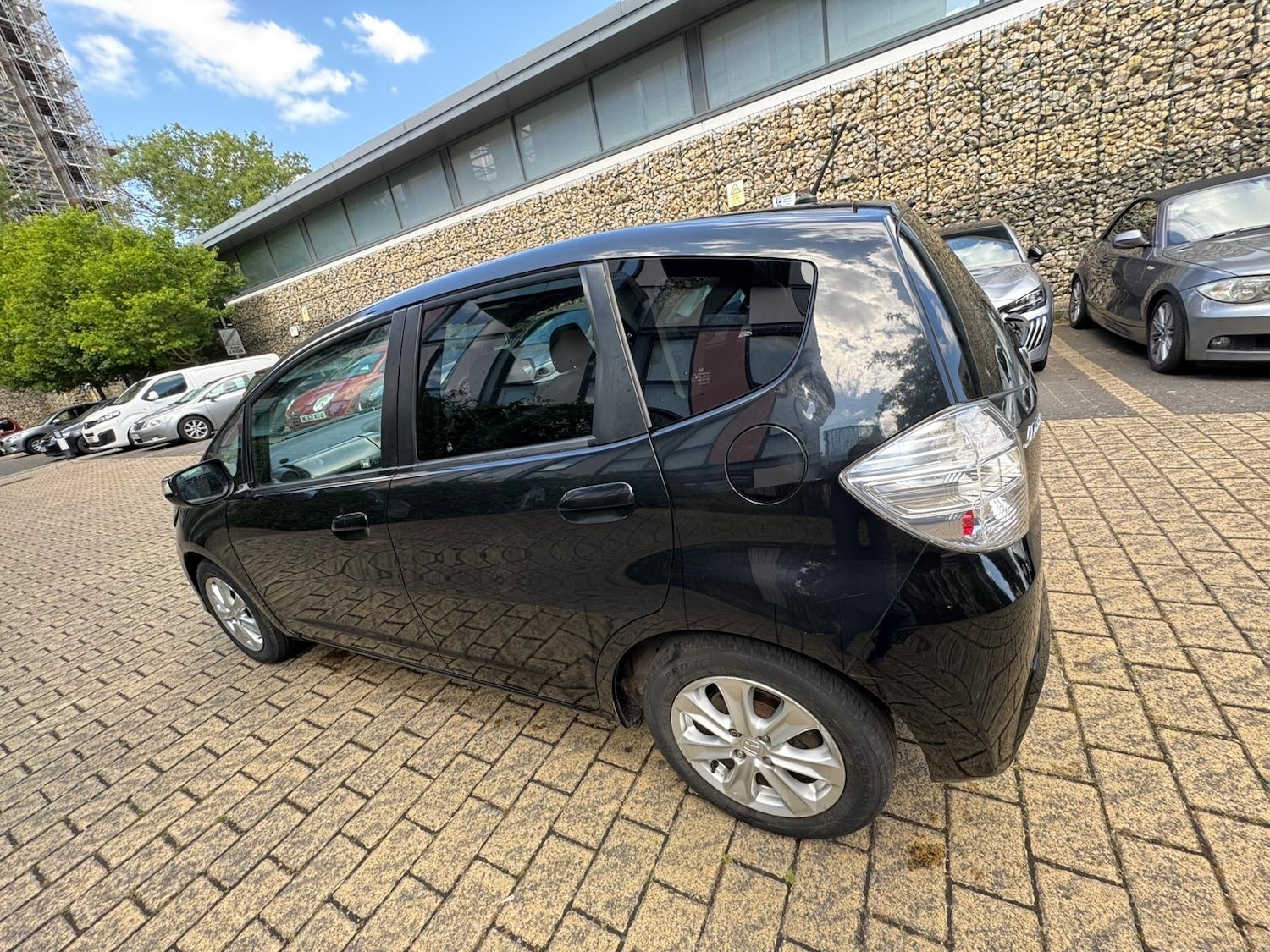 Vehicle 6