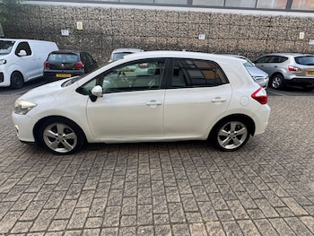 Used Toyota Auris 2011 for sale - 75613790: Photo