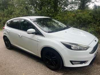 2015 (15) - 1.0 EcoBoost 125 Titanium 5dr