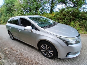 2014 (14) - 2.0 D-4D Icon Business Edition 5dr