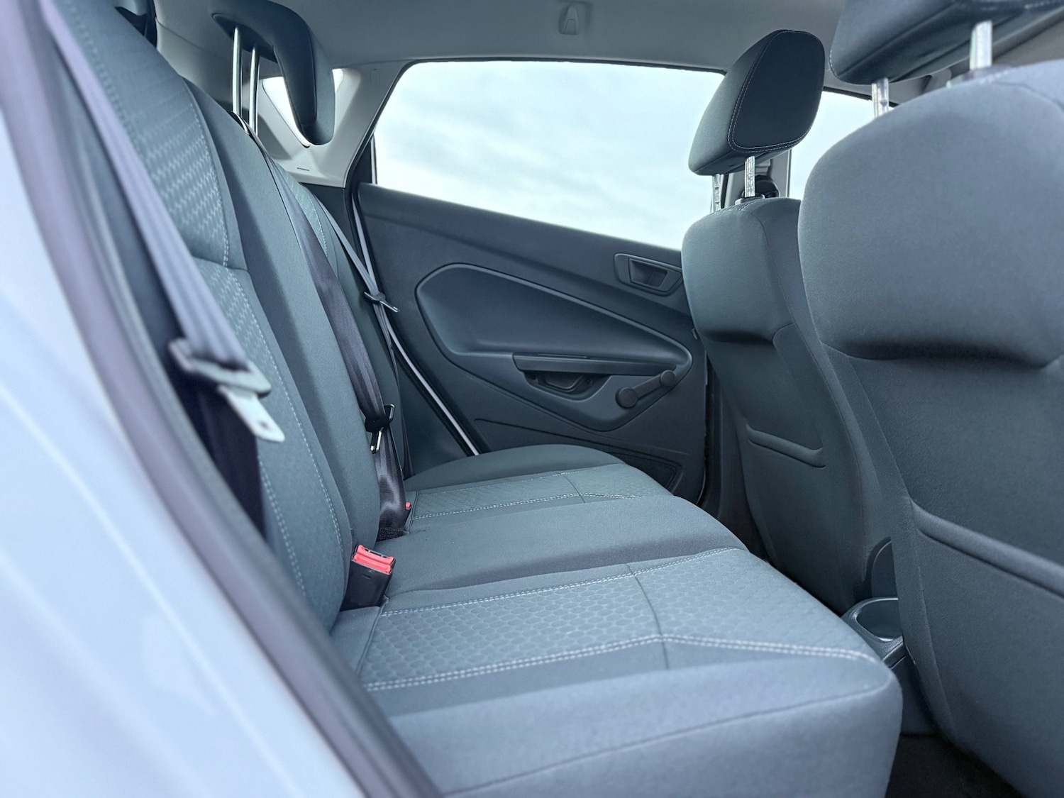 Used Ford Fiesta 2010 for sale - 76719290: Photo 11