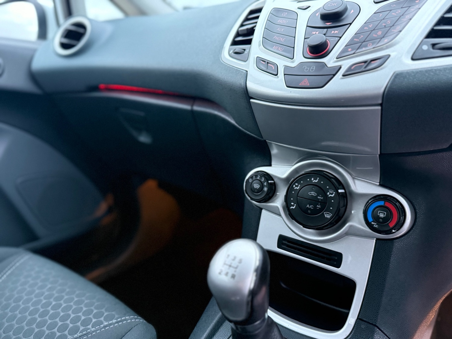 Used Ford Fiesta 2010 for sale - 76719290: Photo 16