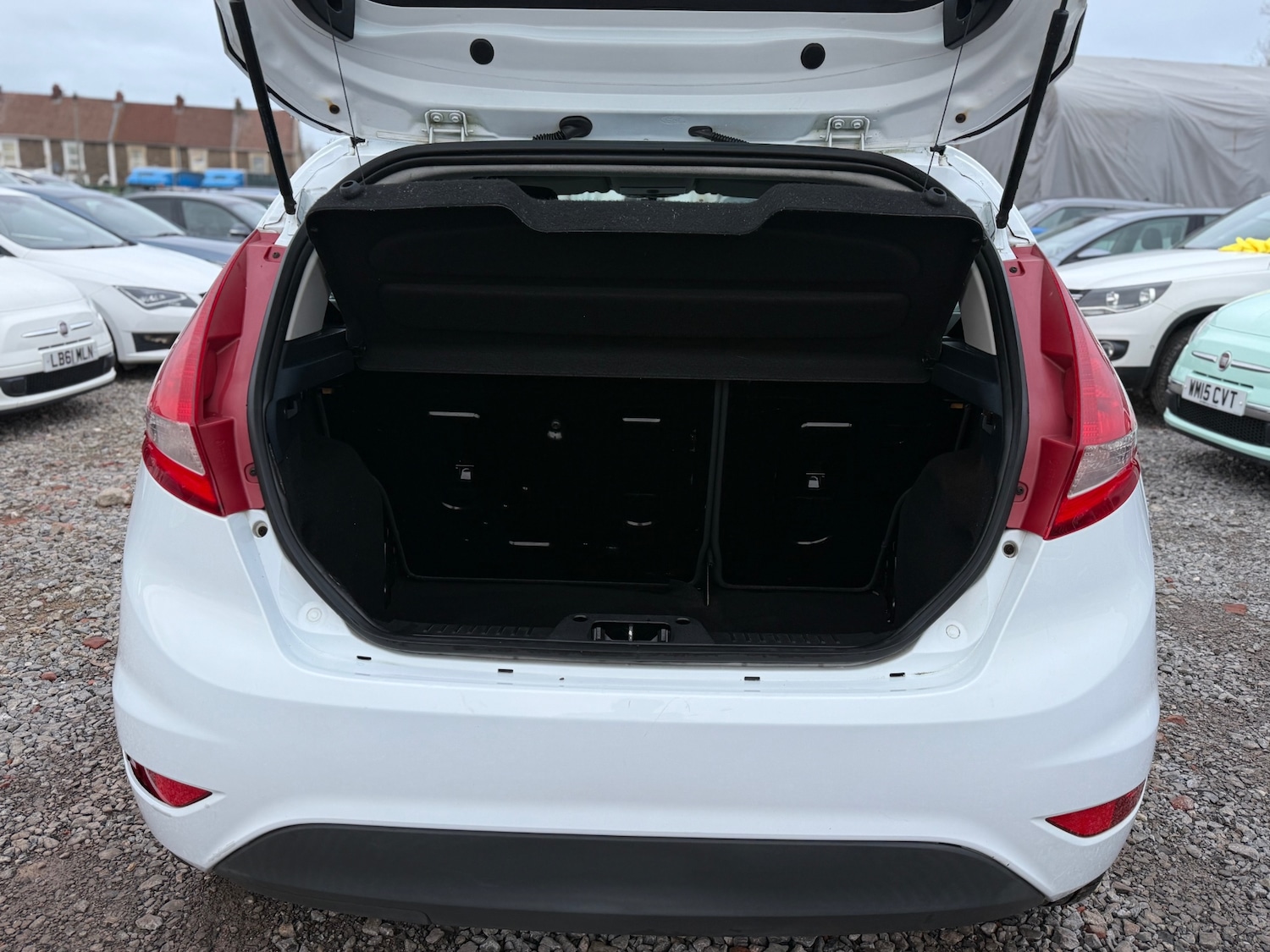 Used Ford Fiesta 2010 for sale - 76719290: Photo 18