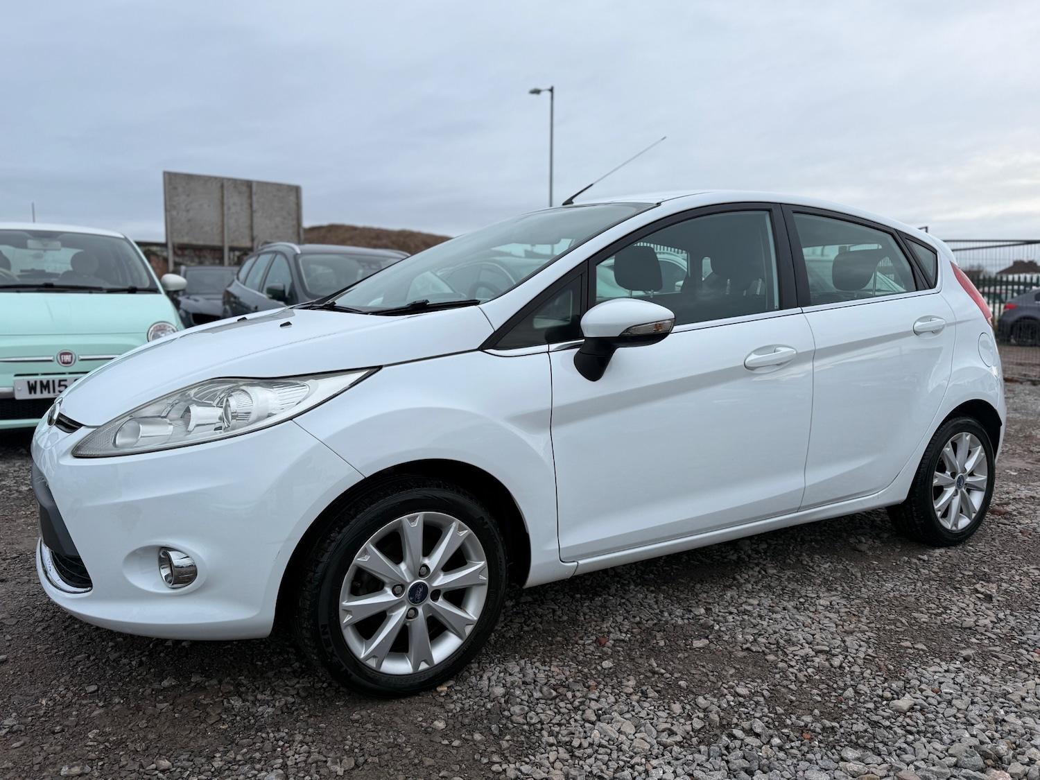 Used Ford Fiesta 2010 for sale - 76719290: Photo 4