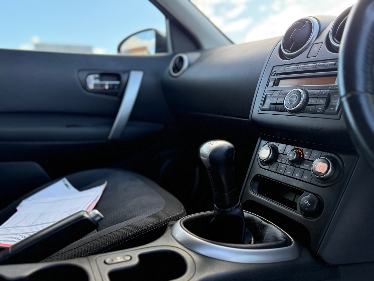 Used Nissan Qashqai 2010 for sale - 76935497: Photo 15