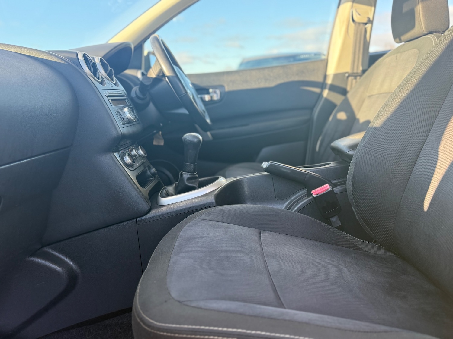 Used Nissan Qashqai 2010 for sale - 76935497: Photo 20