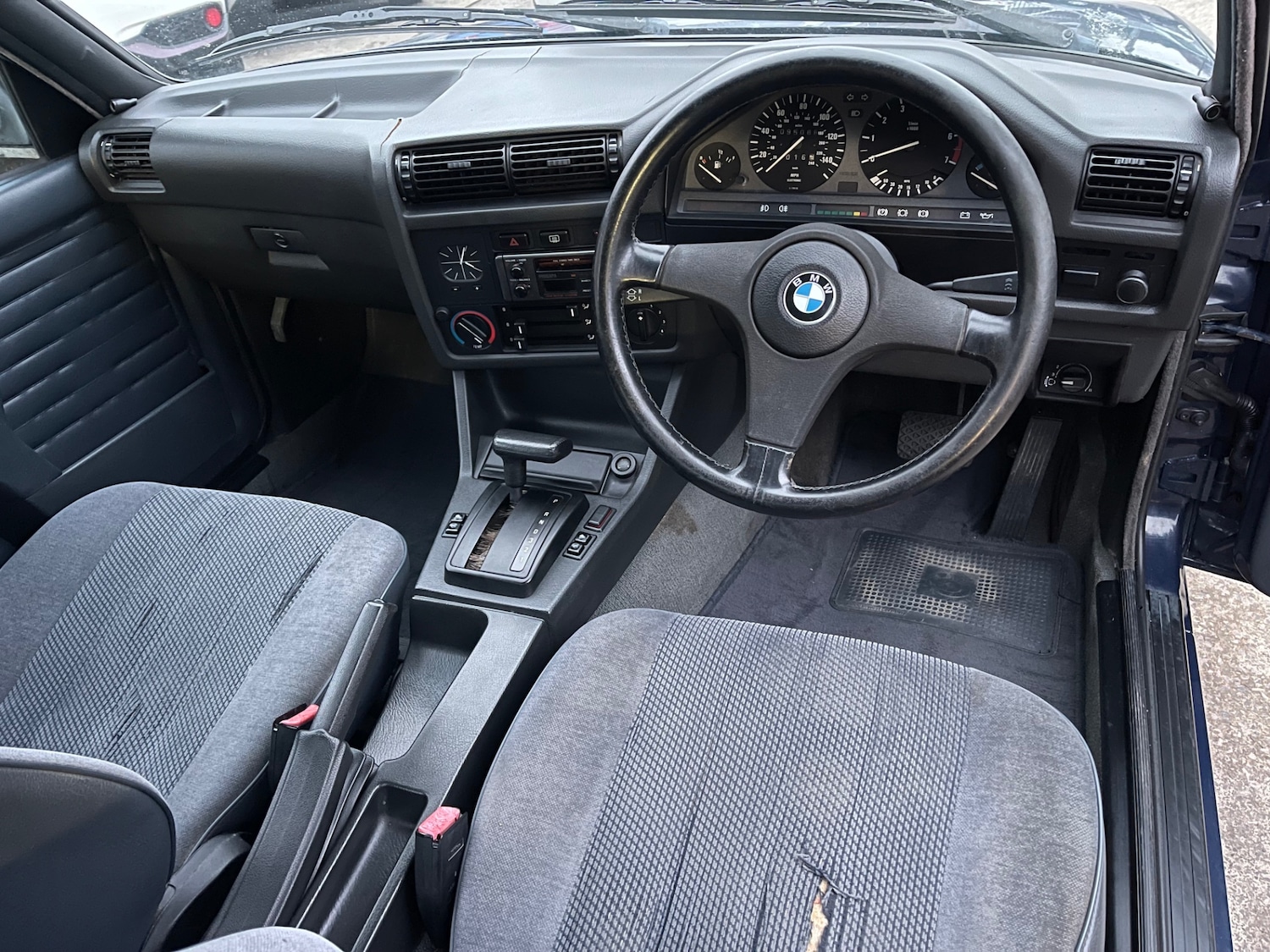 Used BMW 3 Series 1990 for sale - 76382605: Photo 14