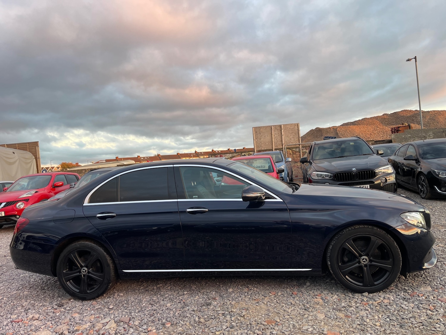 Used Mercedes-Benz E Class 2017 for sale - 76382493: Photo 2