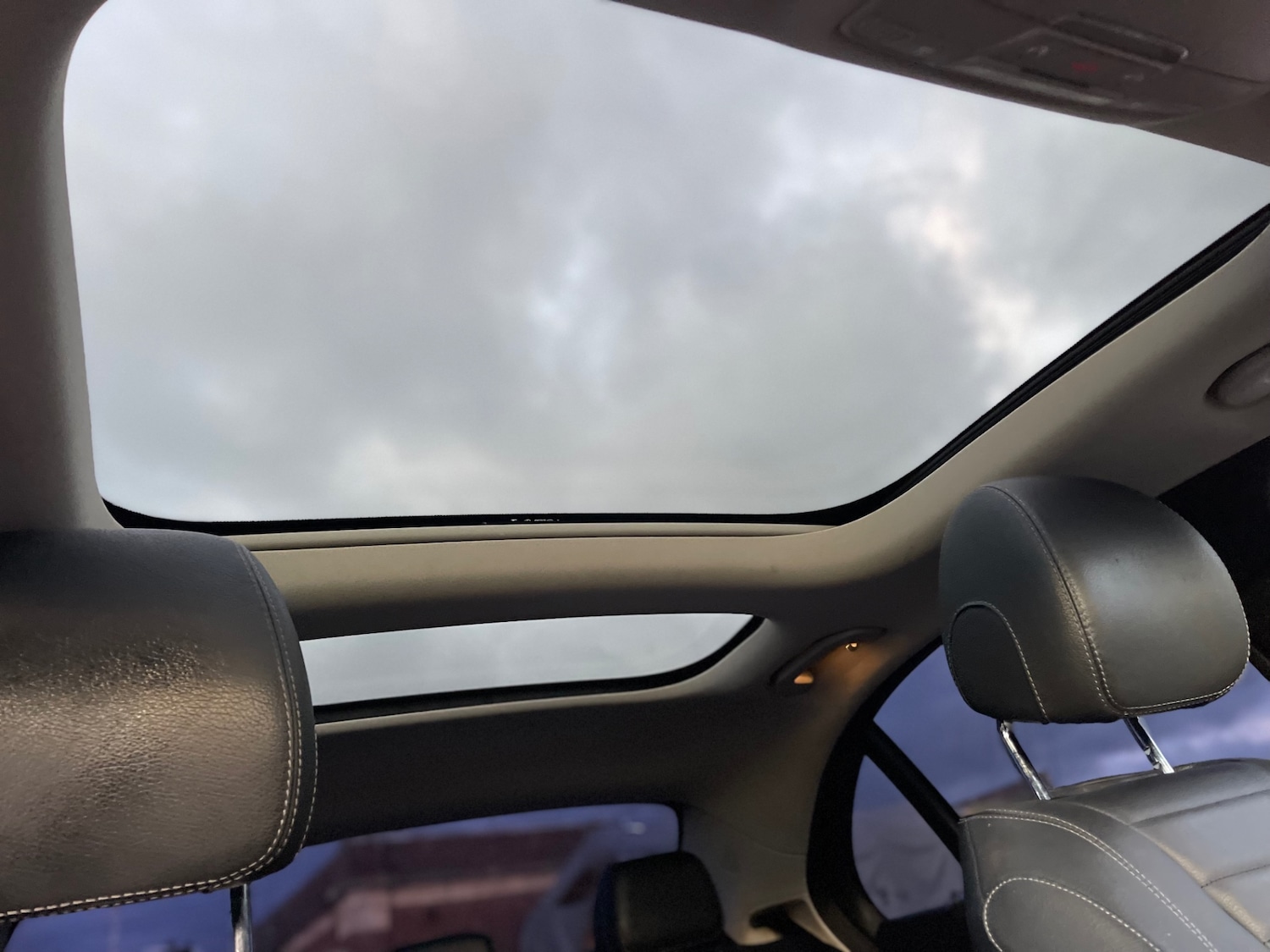 Used Mercedes-Benz E Class 2017 for sale - 76382493: Photo 36