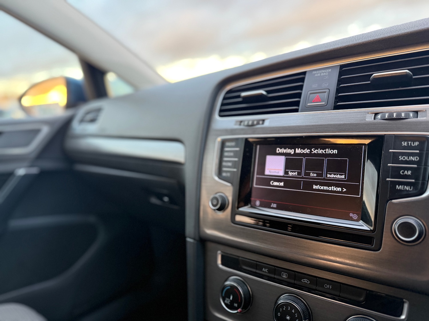 Used Volkswagen Golf 2013 for sale - 76625654: Photo 19