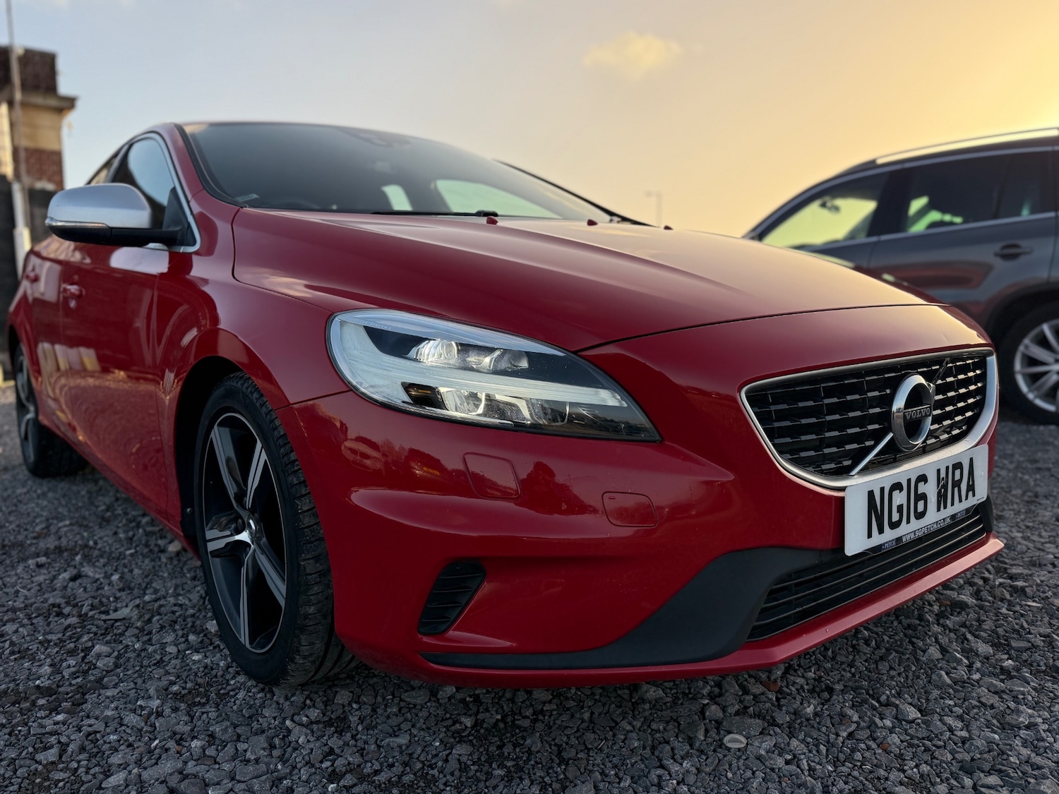 Used Volvo V40 2016 for sale - 76893659: Photo 1