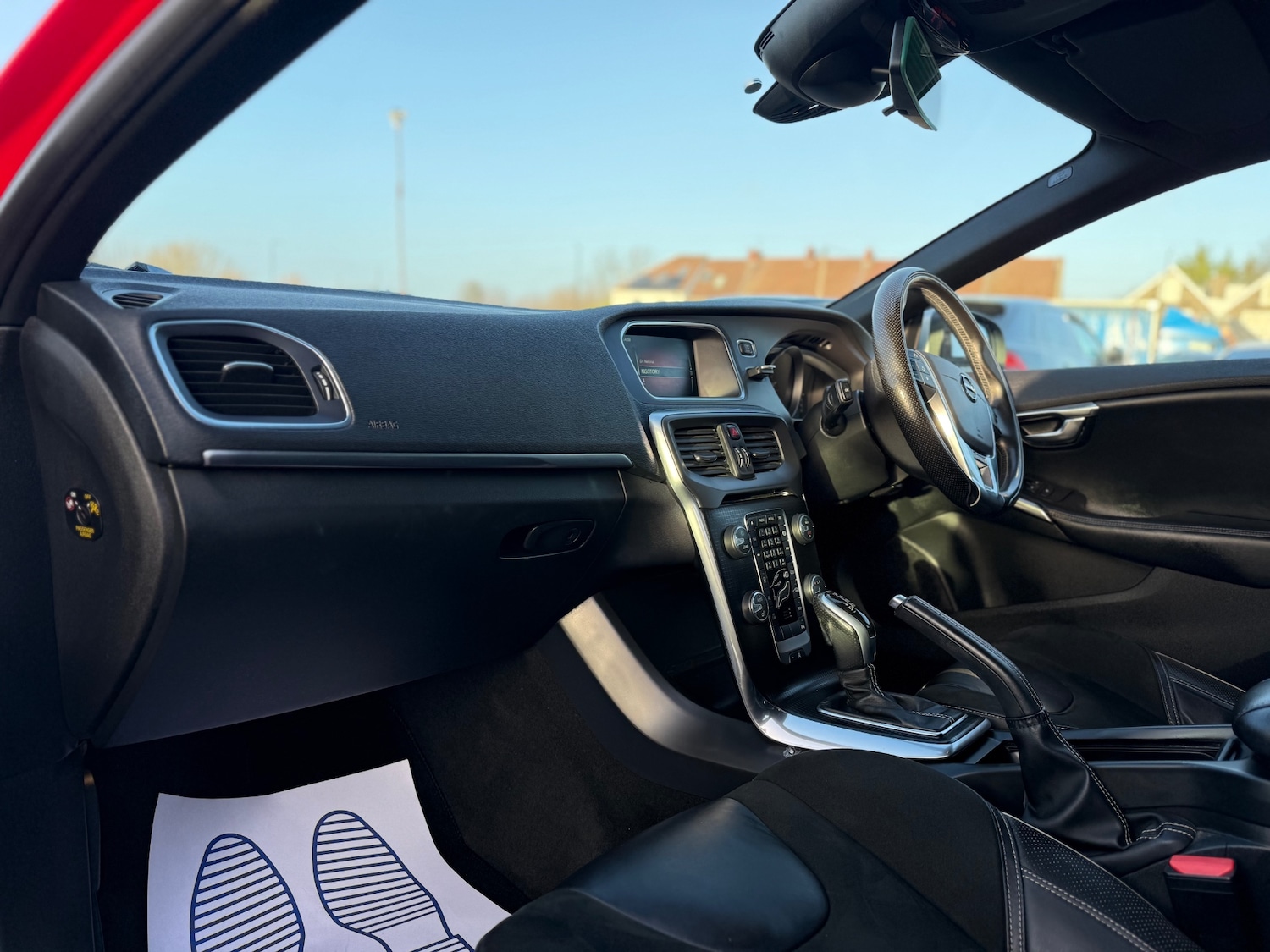 Used Volvo V40 2016 for sale - 76893659: Photo 16