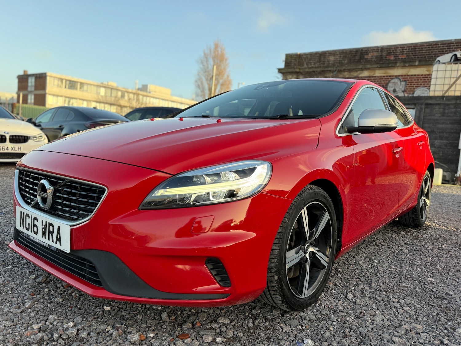 Used Volvo V40 2016 for sale - 76893659: Photo 3