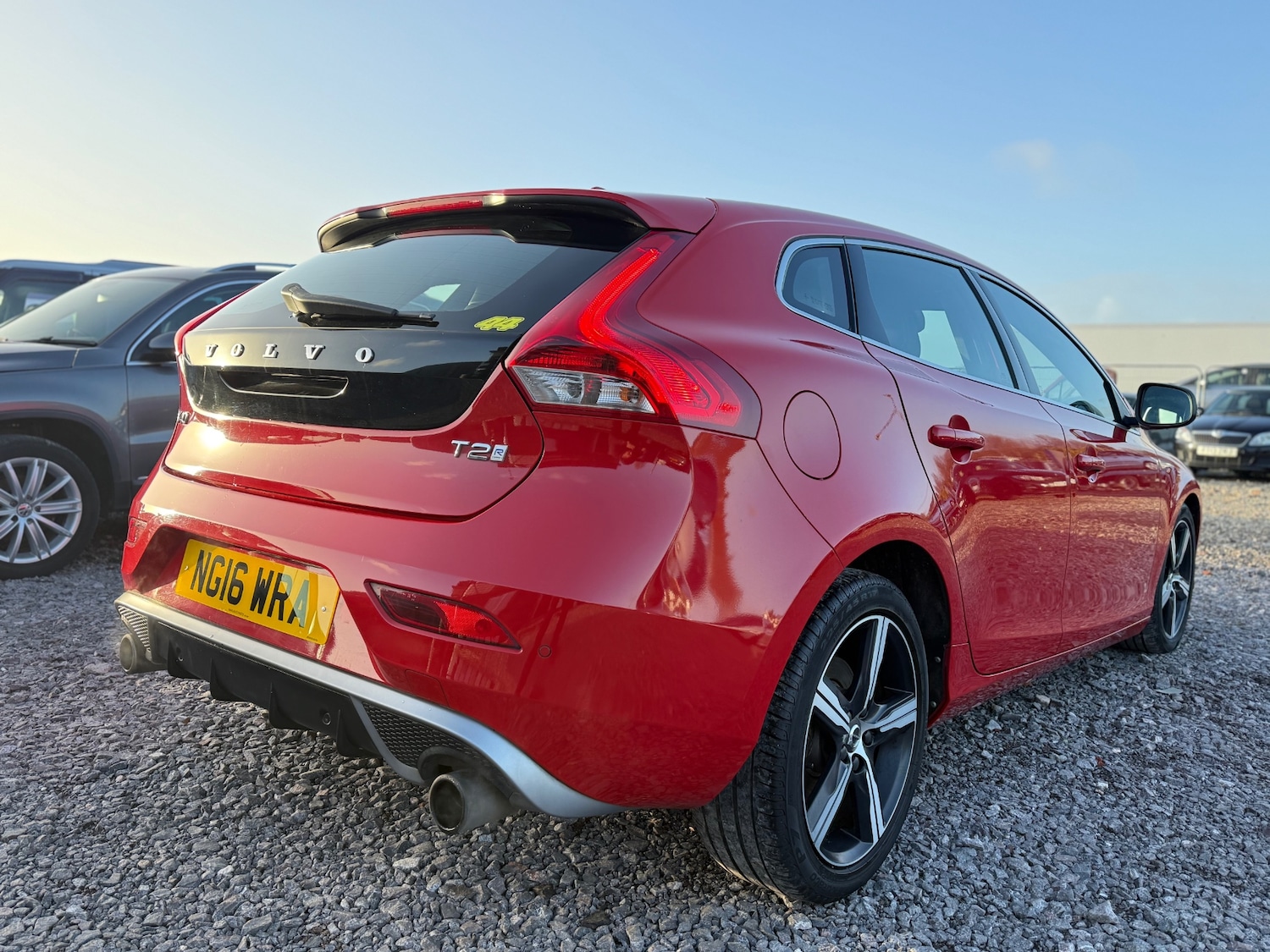 Used Volvo V40 2016 for sale - 76893659: Photo 9