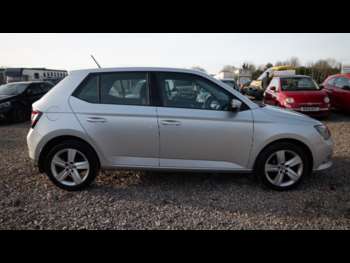 Used Skoda Fabia 2015 for sale - 73887010: Photo