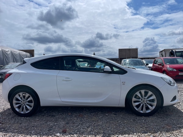 Used Vauxhall Astra GTC 2014 for sale - 74868499: Photo 2
