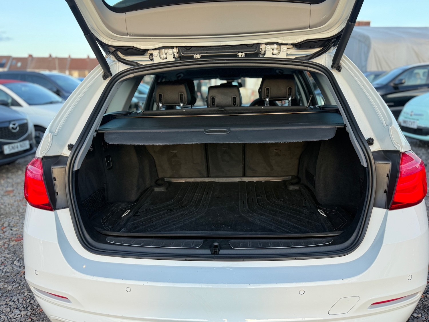 Used BMW 3 Series 2015 for sale - 76834988: Photo 11