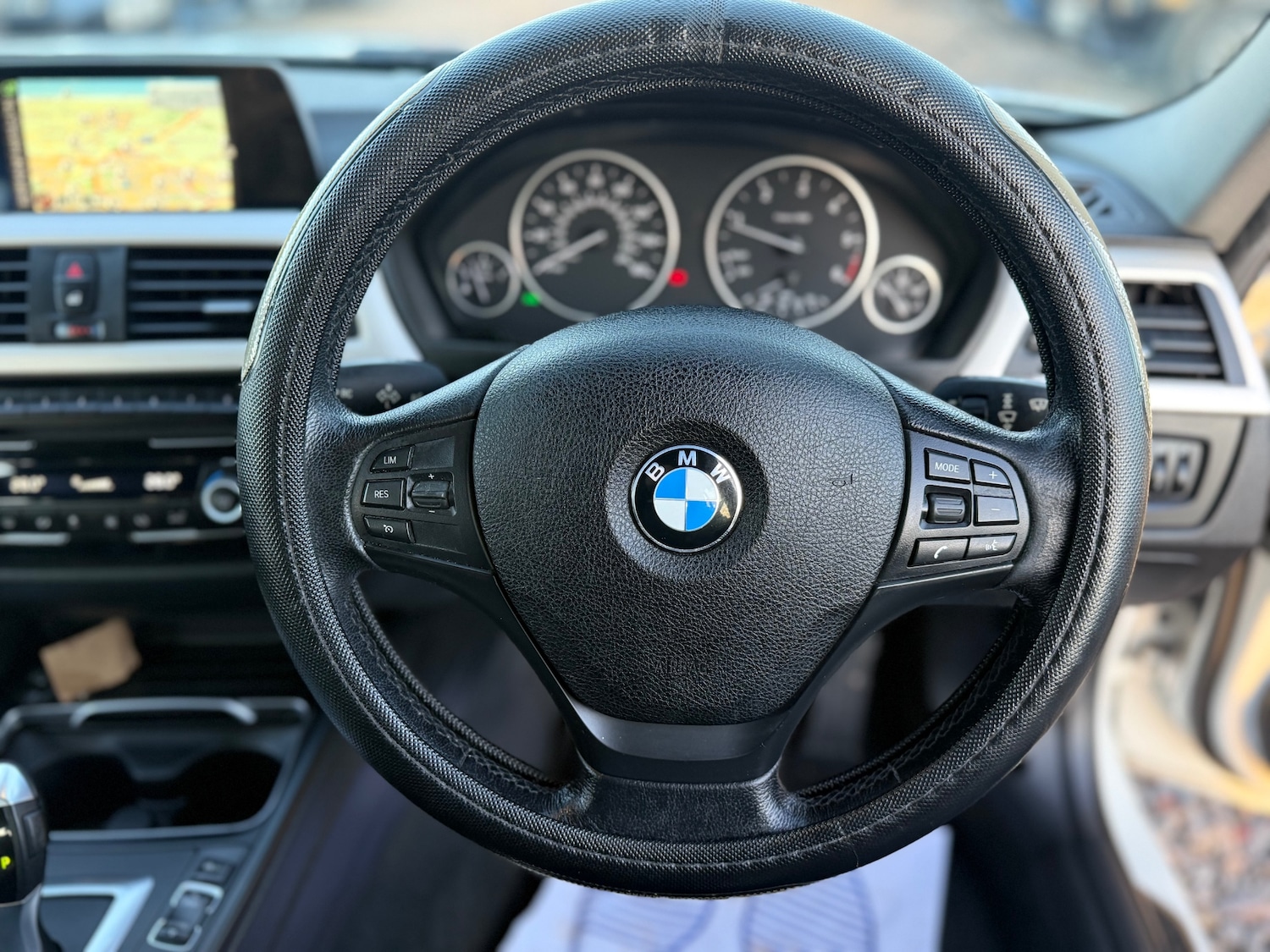 Used BMW 3 Series 2015 for sale - 76834988: Photo 14